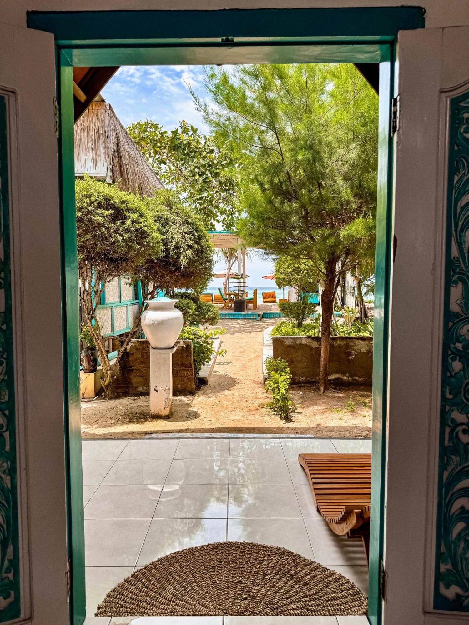 Pelangi Cottages Gili Air Esterno foto